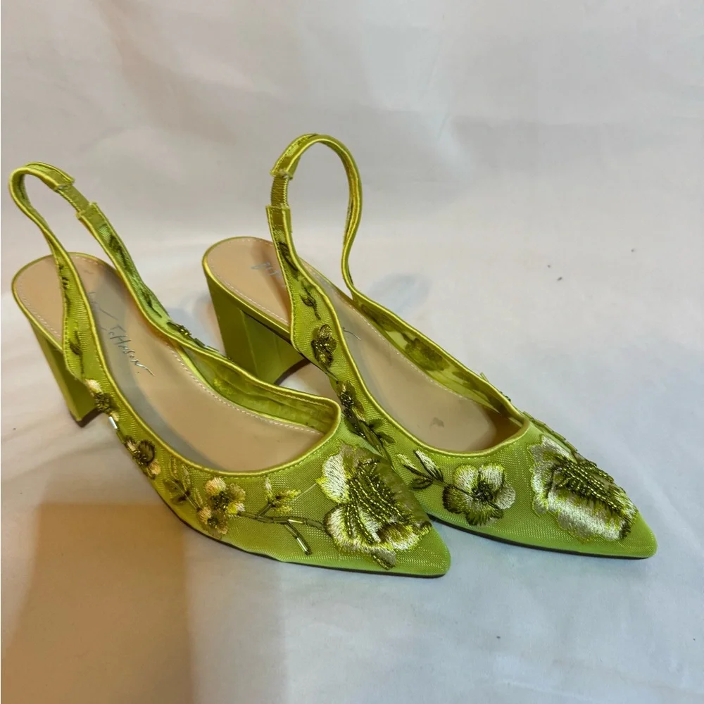 Betsey Johnson Lime Green Embroidered Slingback Pumps - Picture 1 of 5